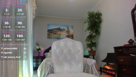 Snapshot of flower_nicole chatting on 26, 9, 2025 Nicole online show from 26, 9, 2025