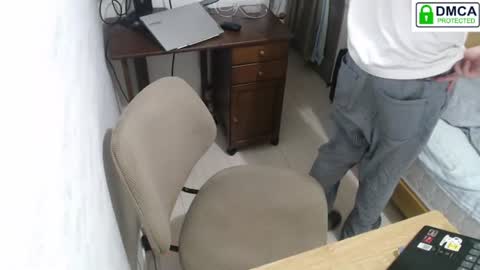 Snapshot of flowerbox chatting on 14, 6, 2026 flowerbox online show from 14, 6, 2026