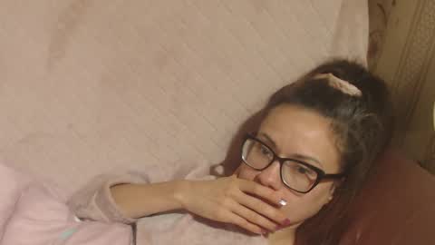 say meow and send tip  online show from 15, 11, 2025