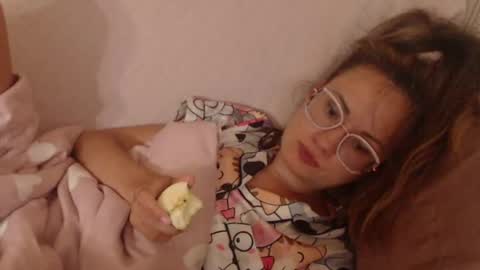 Snapshot of flowercandydoll chatting on 6, 7, 2026 say meow and send tip online show from 6, 7, 2026
