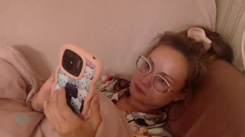 Snapshot of flowercandydoll chatting on 9, 7, 2026 say meow and send tip online show from 9, 7, 2026