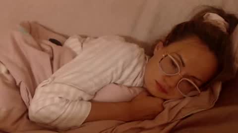 Snapshot of flowercandydoll chatting on 10, 7, 2026 say meow and send tip online show from 10, 7, 2026