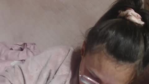 Snapshot of flowercandydoll13 chatting on 19, 4, 2026 say meow and send tip online show from 19, 4, 2026