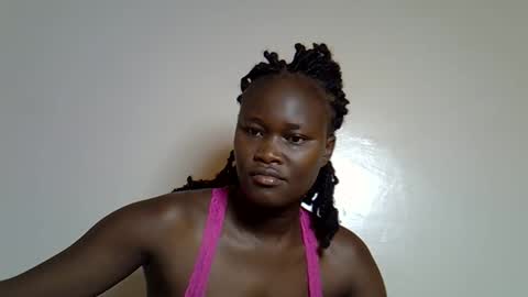 Snapshot of flowerdiva002 chatting on 13, 11, 2025 flowerdiva002 online show from 13, 11, 2025