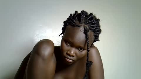 Snapshot of flowerdiva002 chatting on 23, 11, 2025 flowerdiva002 online show from 23, 11, 2025