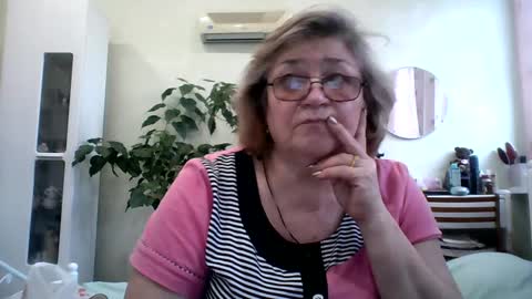 Flowerlower online show from 1, 2, 2025