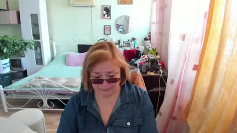 Flowerlower online show from 17, 4, 2026