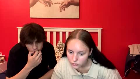 flowerscouple online show from 25, 9, 2025