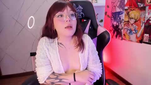 Snapshot of fluffy_bubble21 chatting on 26, 2, 2025 FLUFFY BUBBLE online show from 26, 2, 2025