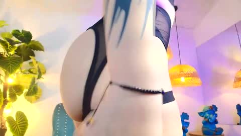  FLUFFY BUBBLE  online show from 18, 4, 2026