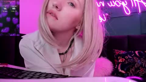 Monica online show from 3, 3, 2025