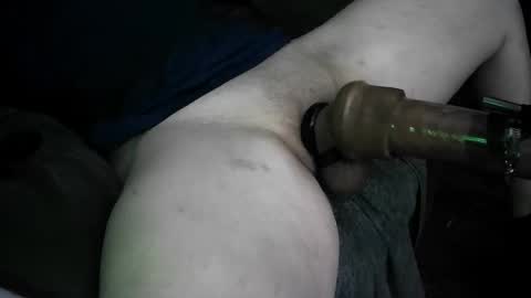 fluffyopillow online show from 24, 10, 2025