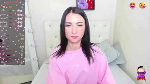 Snapshot of flufyfoxx chatting on 7, 12, 2024 Lina online show from 7, 12, 2024