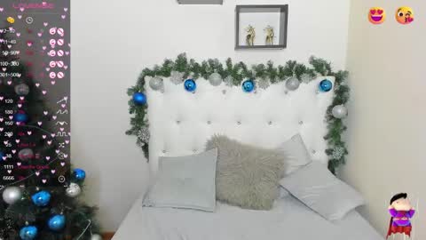 Snapshot of flufyfoxx chatting on 18, 12, 2024 Lina online show from 18, 12, 2024