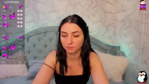 Snapshot of flufyfoxx chatting on 30, 9, 2025 Lina online show from 30, 9, 2025