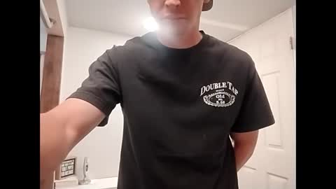 Snapshot of flybuy2525 chatting on 28, 10, 2025 flybuy2525 online show from 28, 10, 2025