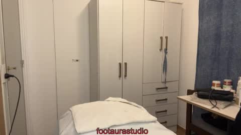 Snapshot of footaurastudio chatting on 1, 3, 2026 footaurastudio online show from 1, 3, 2026