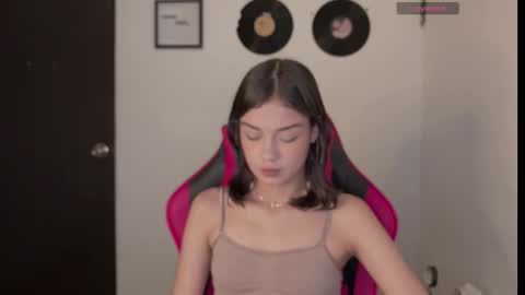 forbidden candy  online show from 25, 2, 2026