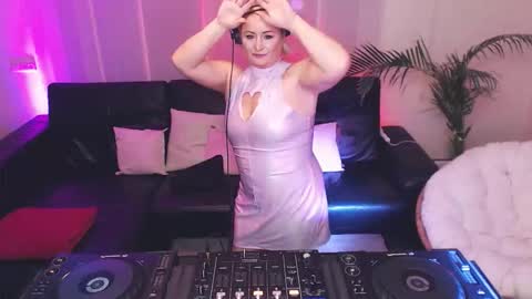 Snapshot of forbiddenkitty chatting on 12, 11, 2025 Forbidden Kitty online show from 12, 11, 2025