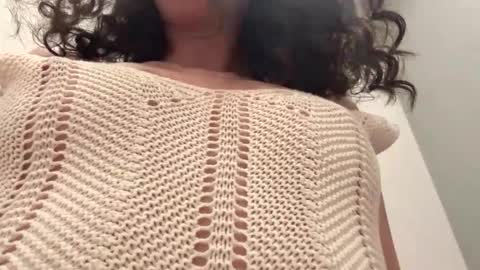 Snapshot of forbiddennvelvet chatting on 22, 11, 2025 forbiddennvelvet online show from 22, 11, 2025