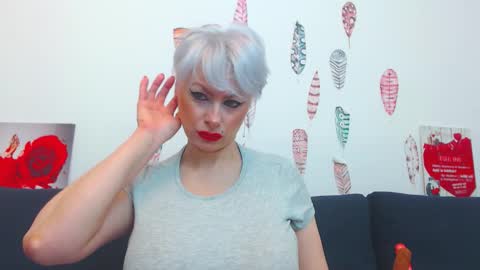 Snapshot of forever_barbie chatting on 14, 11, 2025 Adana online show from 14, 11, 2025