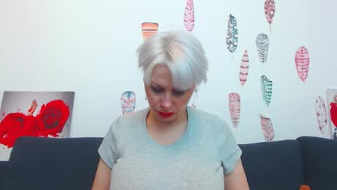 Snapshot of forever_barbie chatting on 16, 11, 2025 Adana online show from 16, 11, 2025