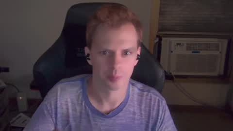 Snapshot of forever_broken chatting on 27, 9, 2025 forever_broken online show from 27, 9, 2025