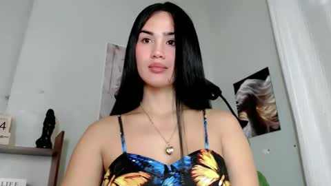 KHATRINA STACIE MARIE online show from 15, 2, 2026