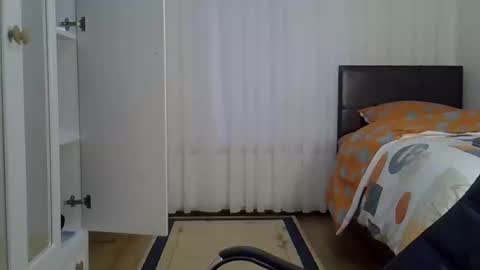 Snapshot of fortiori8 chatting on 17, 11, 2025 fortiori8 online show from 17, 11, 2025