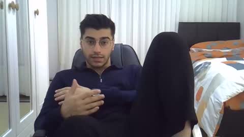 Snapshot of fortiori8 chatting on 18, 11, 2025 fortiori8 online show from 18, 11, 2025