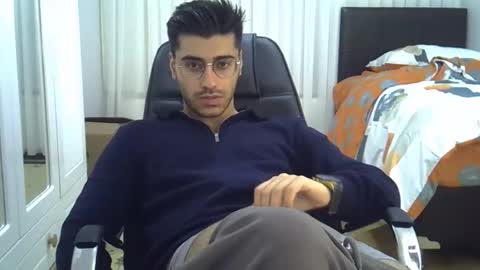 Snapshot of fortiori8 chatting on 19, 11, 2025 fortiori8 online show from 19, 11, 2025