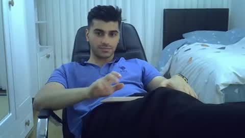 Snapshot of fortiori8 chatting on 22, 11, 2025 fortiori8 online show from 22, 11, 2025