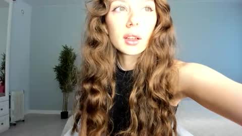 Kira online show from 25, 9, 2025