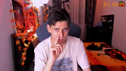 Snapshot of foxicfu chatting on 19, 10, 2025 Foxicfu online show from 19, 10, 2025