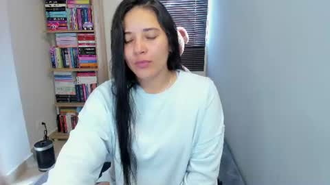 Snapshot of foxwen chatting on 16, 7, 2026 wen. online show from 16, 7, 2026