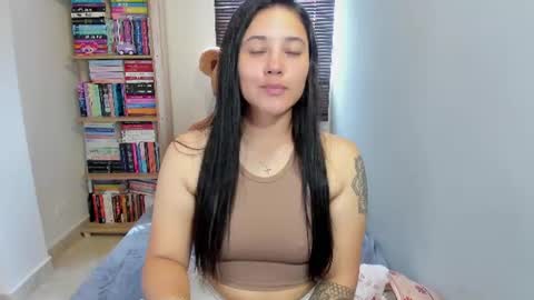Snapshot of foxwen chatting on 21, 7, 2026 wen. online show from 21, 7, 2026