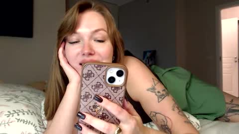 Snapshot of foxxycindy chatting on 6, 10, 2025 Cindy online show from 6, 10, 2025