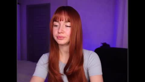 FoxxyJulina online show from 7, 4, 2026