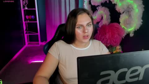 April online show from 15, 4, 2026