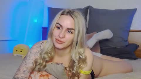 Foxy Kimmi online show from 15, 4, 2026