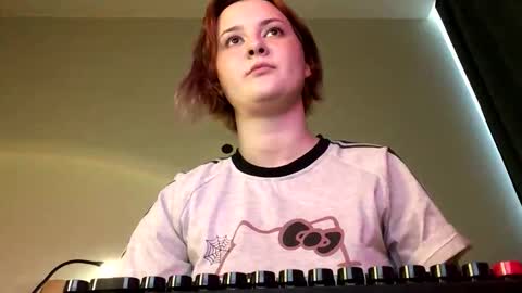 Snapshot of foxydollkate chatting on 10, 5, 2026 Kate online show from 10, 5, 2026