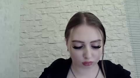 Snapshot of foxyflaree chatting on 30, 11, 2025 Alice online show from 30, 11, 2025