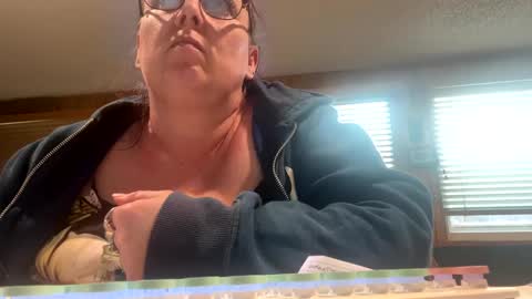 foxyladysback923 online show from 4, 2, 2025