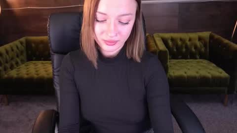 Snapshot of foxymayy chatting on 28, 9, 2025 Maya online show from 28, 9, 2025