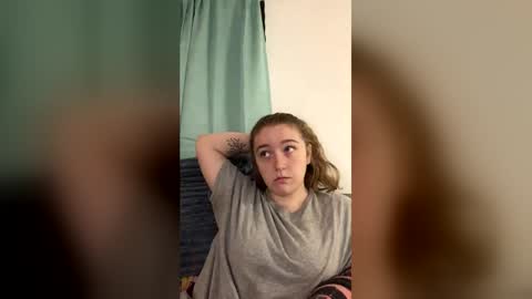 Snapshot of foxyred63 chatting on 28, 6, 2026 foxyred63 online show from 28, 6, 2026