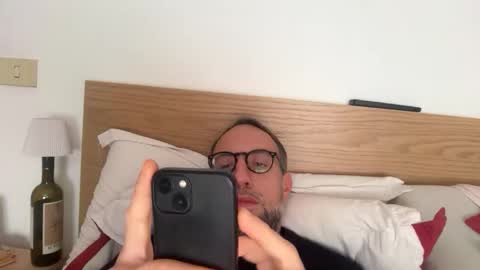 fra___ online show from 25, 11, 2025