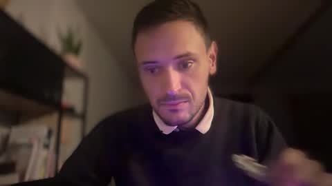 Snapshot of fraisetagada359 chatting on 6, 11, 2025 fraisetagada359 online show from 6, 11, 2025