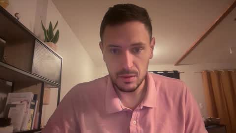 Snapshot of fraisetagada359 chatting on 9, 11, 2025 fraisetagada359 online show from 9, 11, 2025