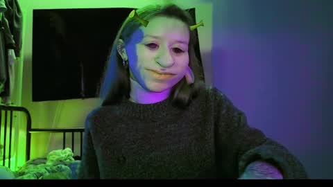 fran_bow online show from 10, 4, 2026