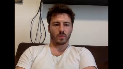 Snapshot of francaiiis chatting on 21, 10, 2025 francaiiis online show from 21, 10, 2025